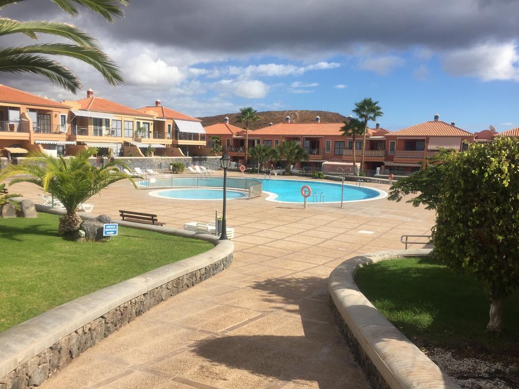 Tenerife Montana Amarilla لاس غاليتاس المظهر الخارجي الصورة